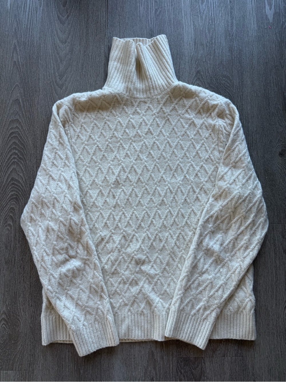 Abercrombie & Fitch Soft Turtleneck Sweater Cream Ivory Cable Knit Size Large